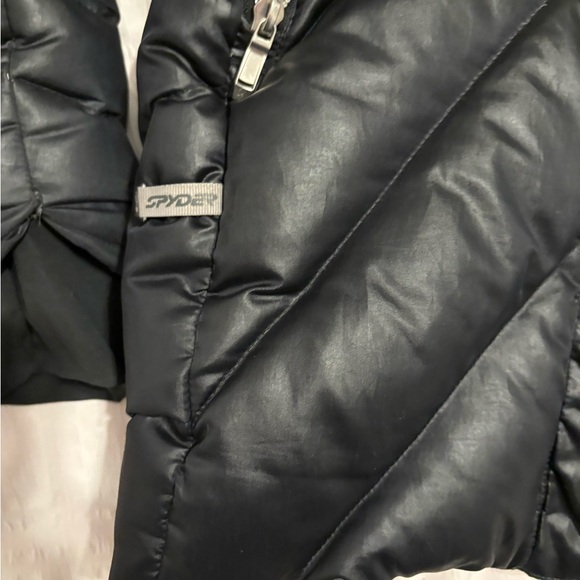 Women's Black Puffer Jacket - Picture 2 of 5